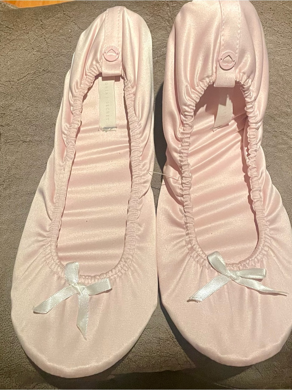 NEW-Victoria’s Secret Vintage Satin Ballet Slippers in Petal Pink-Size Large